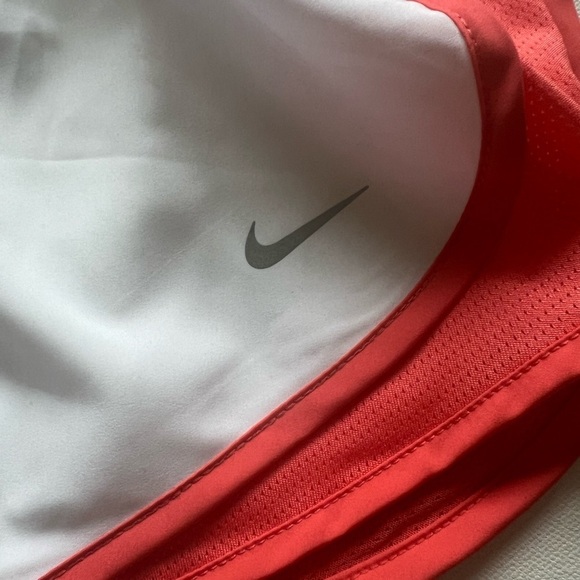 Nike Tempo Women's Dri-FIT Mid-Rise Brief-Lined Running Short Size 2XL (E2) - Picture 4 of 8